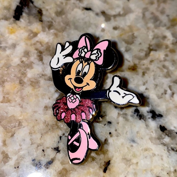 Disney | Accessories | Disney Minnie Mouse Pin Pink Small Wearable Pin ...